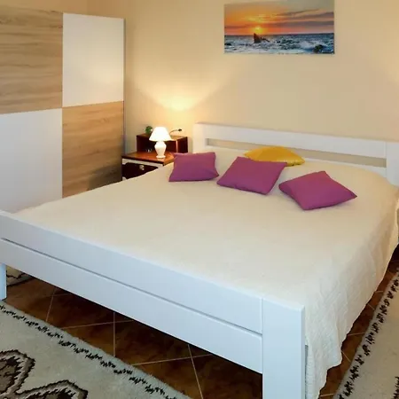 Ana For 12 Person With 6 Bedrooms & Private Pool * Labin (Istria)