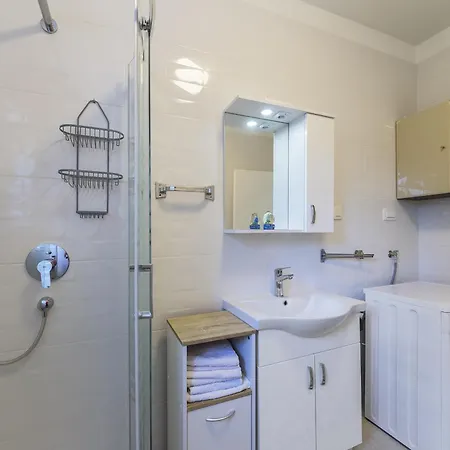 Ana For 12 Person With 6 Bedrooms & Private Pool Villa