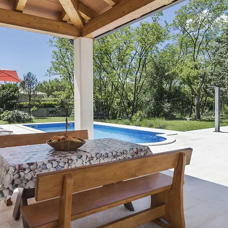 Villa Ana For 12 Person With 6 Bedrooms & Private Pool