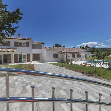 Villa Ana Labin For 12 Person With 6 Bedrooms & Private Pool *